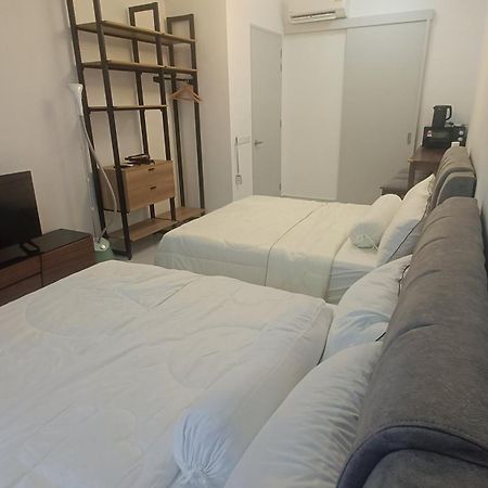 Ferienwohnung Sky Trees 4 Guests High Floor Smart Tv Garden View A1801 Johor Bahru Exterior foto