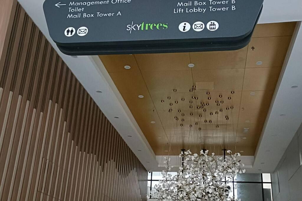 Ferienwohnung Sky Trees 4 Guests High Floor Smart Tv Garden View A1801 Johor Bahru Exterior foto